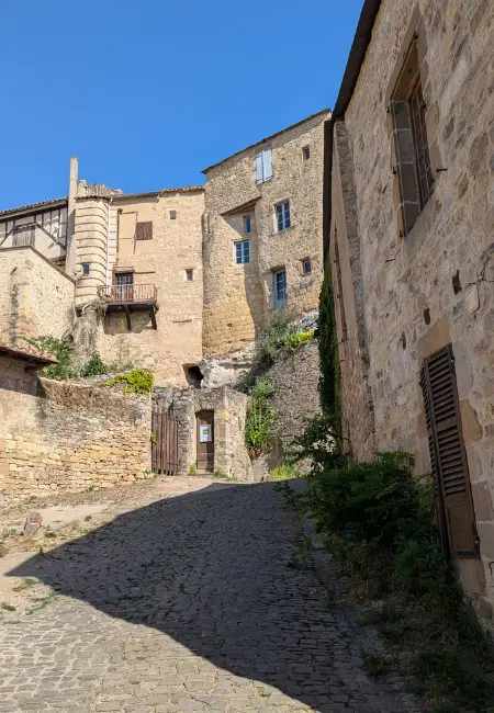 rue cordes sur ciel