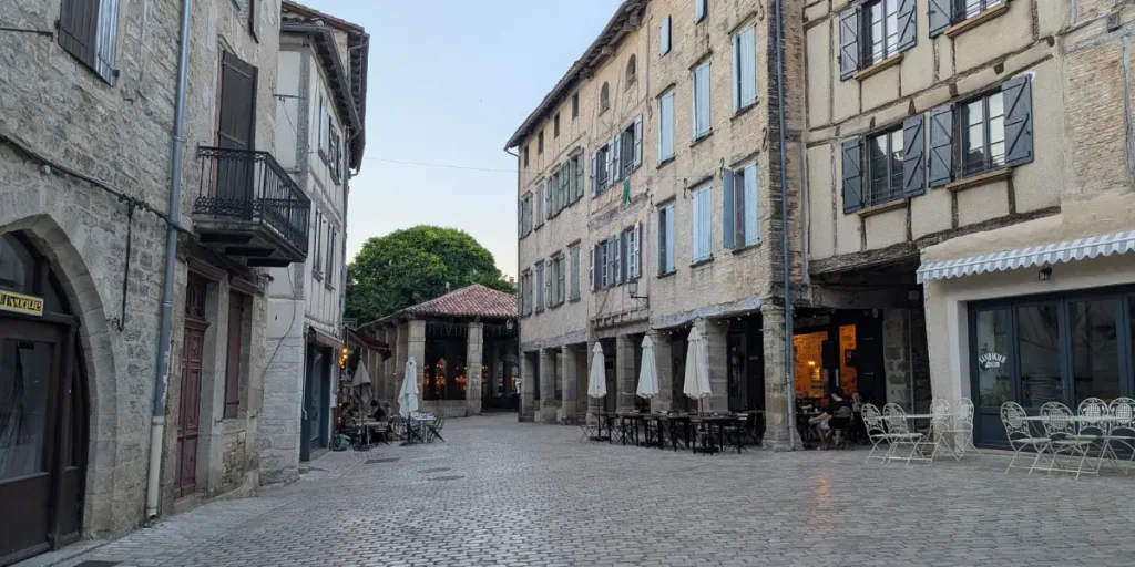 village saint antonin noble val