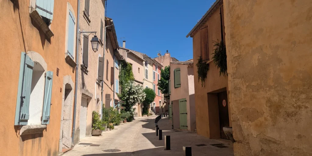 visiter villecroze les grottes