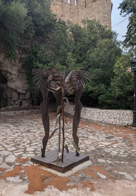statue arta