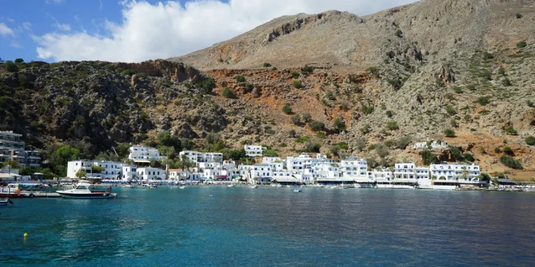visiter loutro crete
